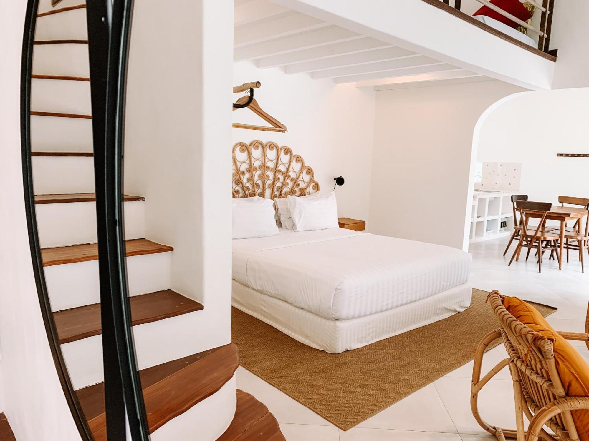 Happy Together By Kresna Hospitality Seminyak Exterior foto