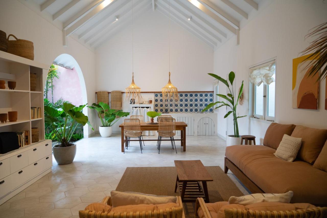 Happy Together By Kresna Hospitality Seminyak Exterior foto